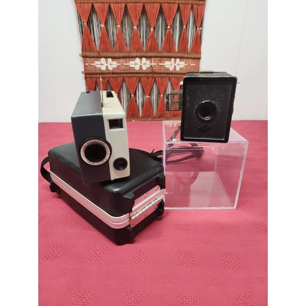 VTG Camera Bundle 1940's Agfa Cadet A8~1960'S Kodak M4 Instamatic Movie Camera